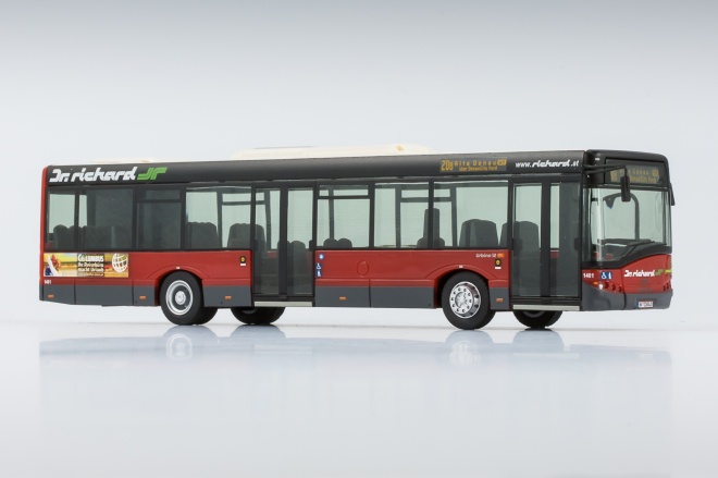 Solaris-Urbino U12 bus of Dr. Richard, Wien, Columbus-Reiseburo<br /><a href='images/pictures/VK_Modelle/19062-vr.jpg' target='_blank'>Full size image</a>